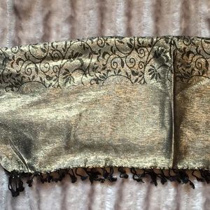 NWT scarf wrap